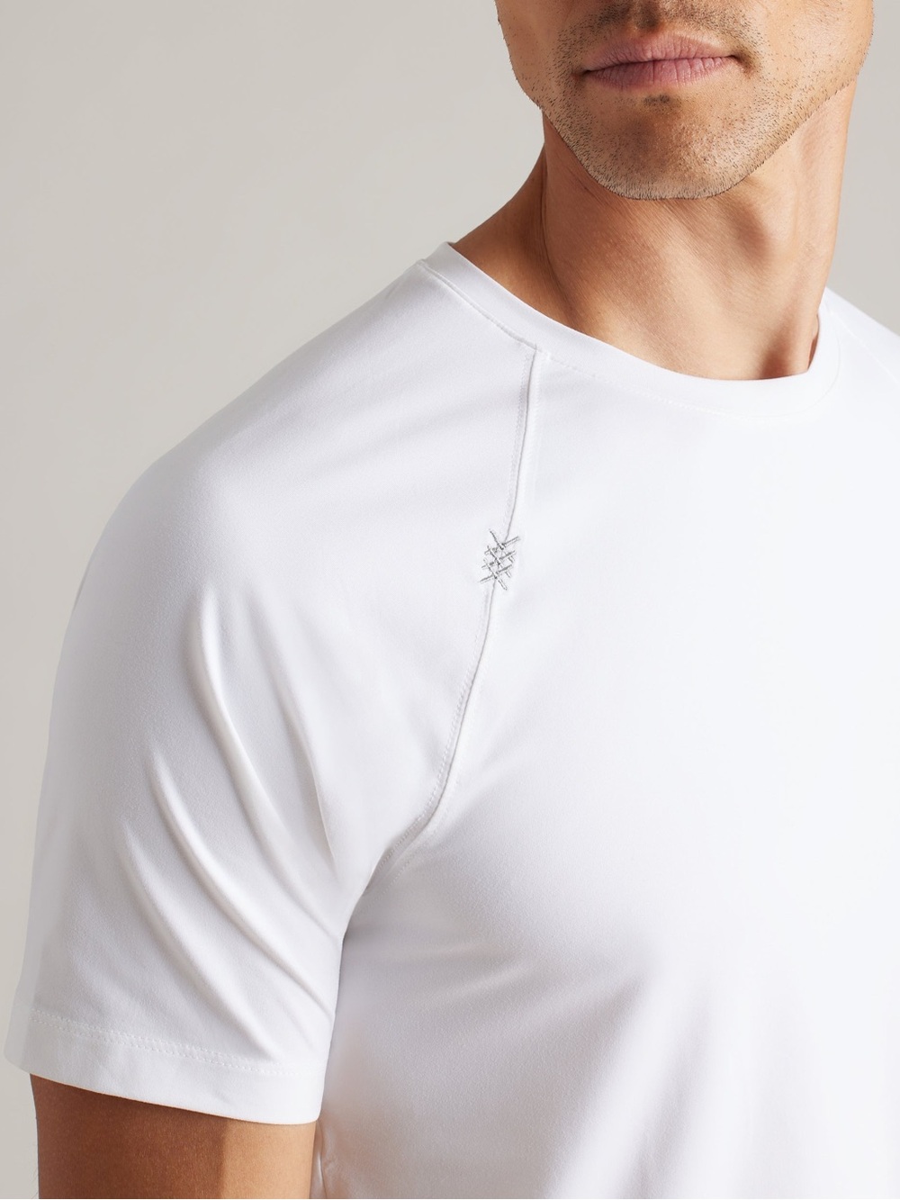 RHONE Men’s White Athleisure Short Sleeve Performance Reign Tee - Picture 5 of 14